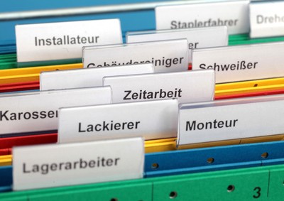 Wer stellt das Arbeitszeugnis im Falle der Zeitarbeit aus?